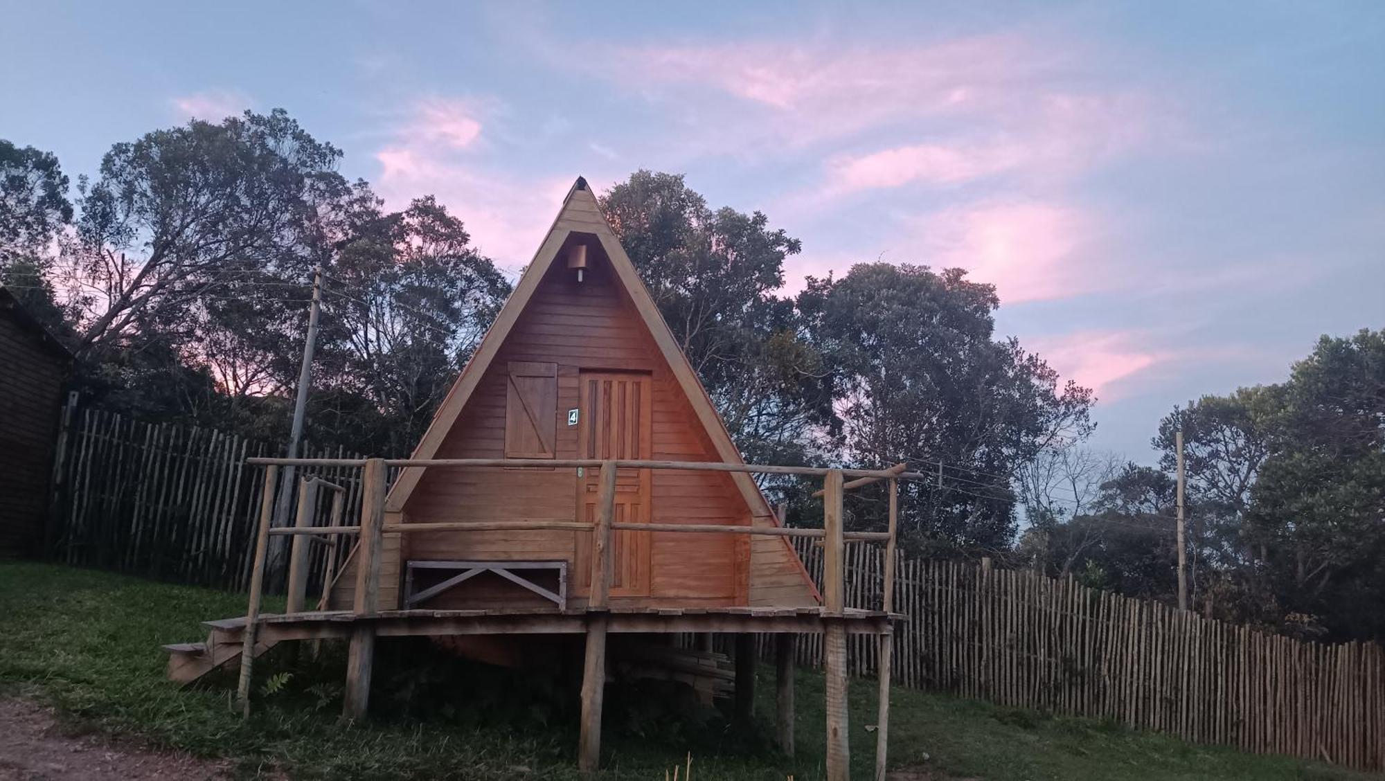 Chales E Camping Do Robinho 1 São Tomé das Letras 外观 照片